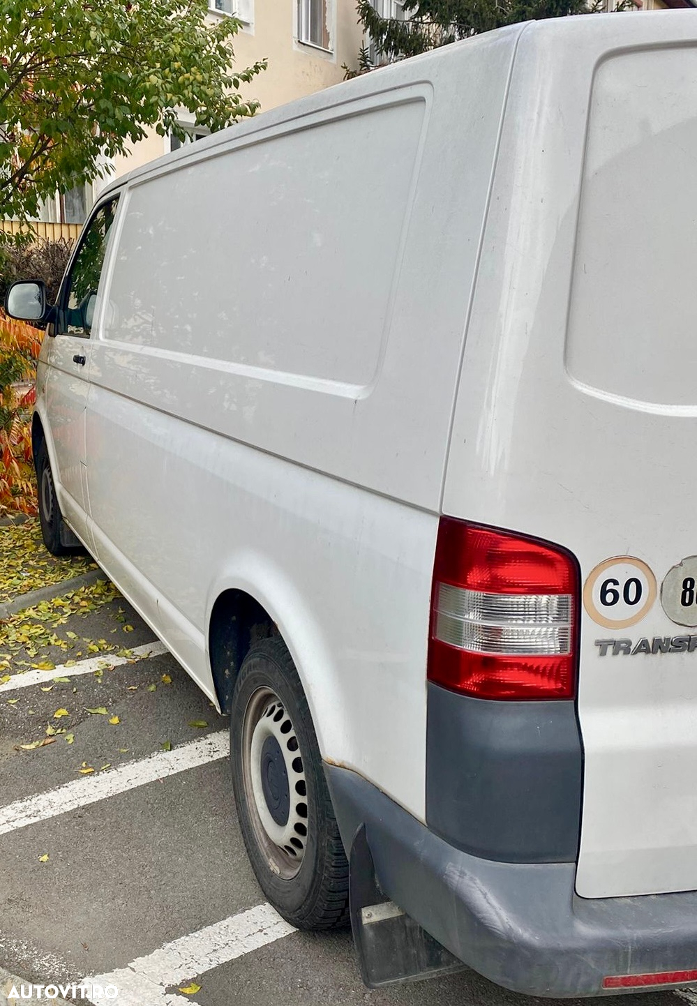 Volkswagen Transporter - 2