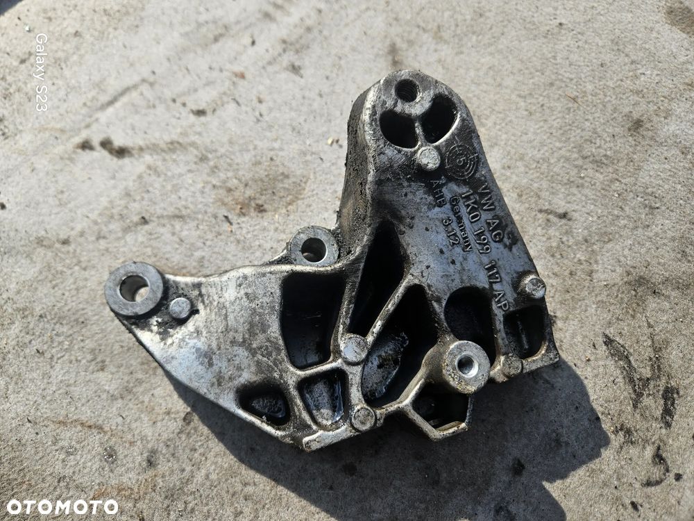 Łapa wspornik skrzyni VW Audi Seat Skoda 1,9 TDI 1K0199117AP - 1