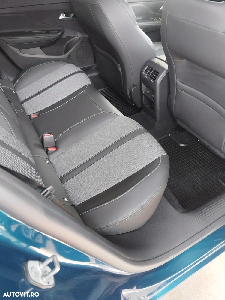 Peugeot 408 1.2L PureTech 130 S&S EAT8 Allure Pack - 11