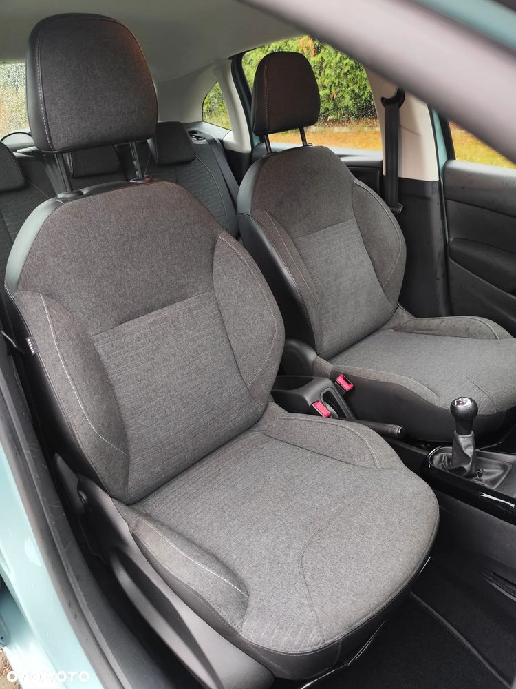 Citroën C3 Pure Tech (VTi) 82 Exclusive - 16