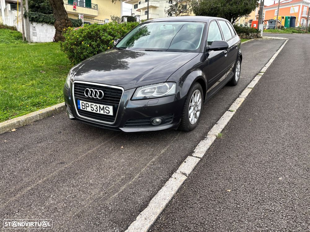 Audi A3 Sportback 1.6 TDI Ambition - 2