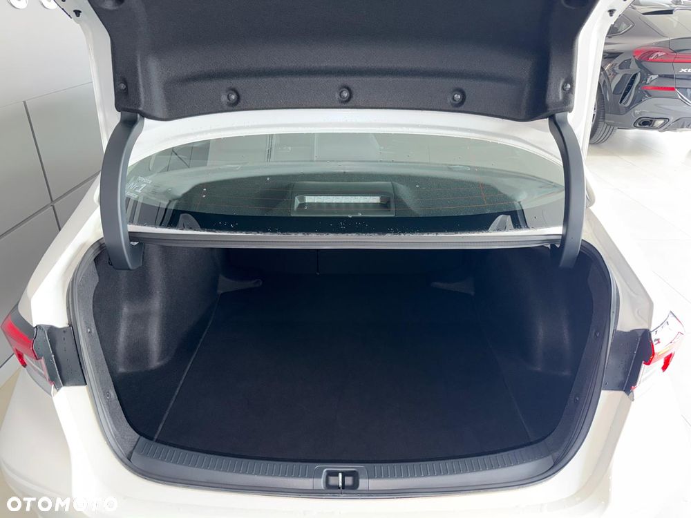 Toyota Corolla 1.8 Hybrid Comfort - 19