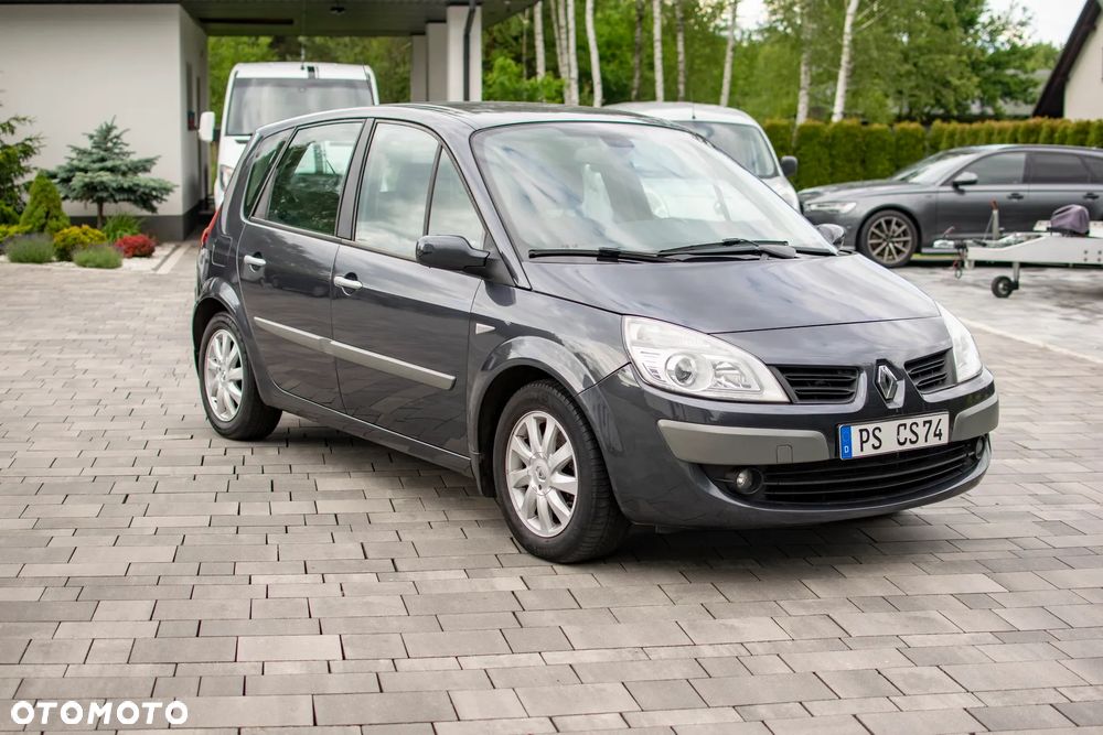 Renault Scenic - 25