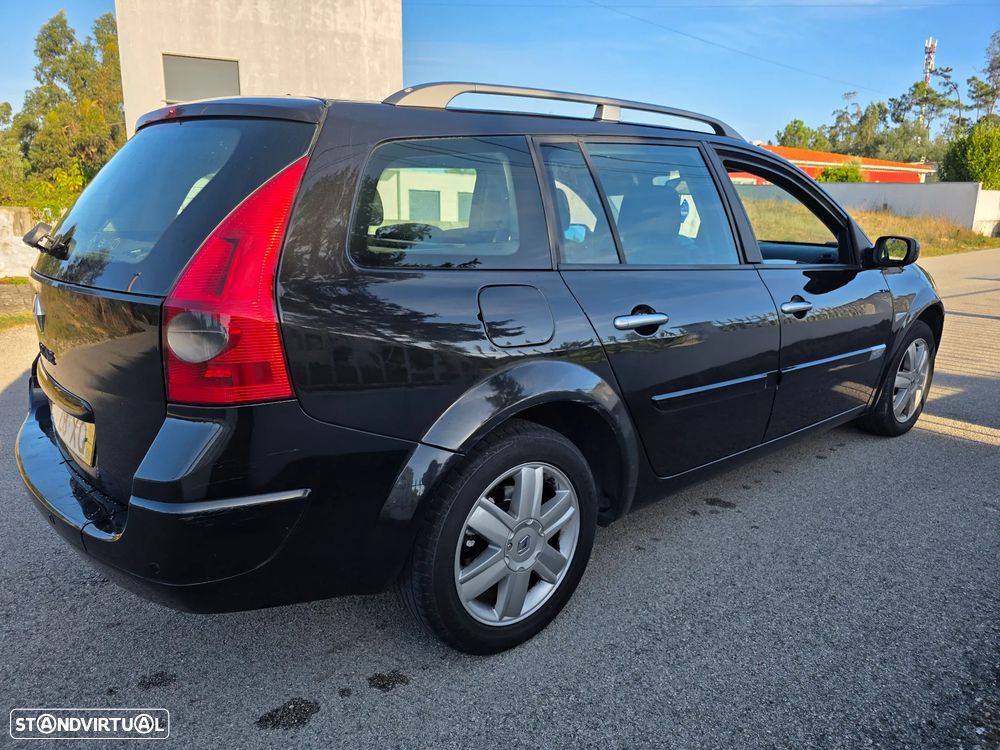 Renault Mégane Break 1.9 dTi Authentic - 11