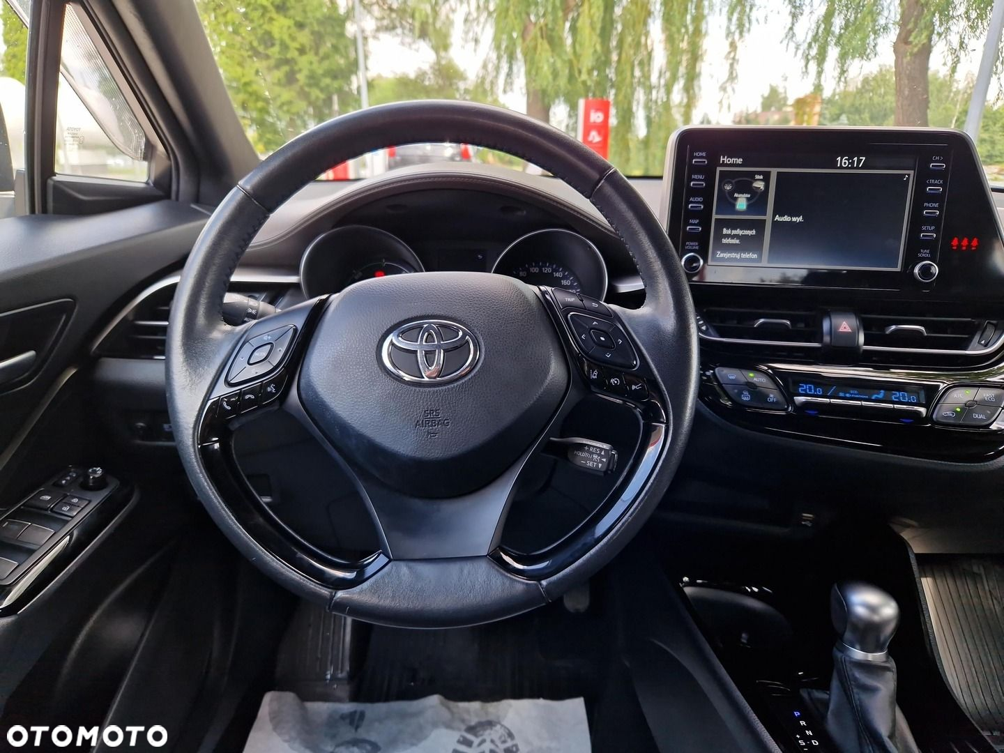 Toyota C-HR - 12