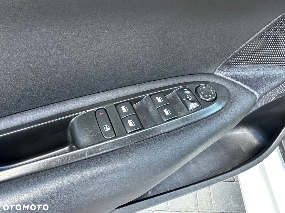 Citroën C4 HDi 90 Business Class - 20