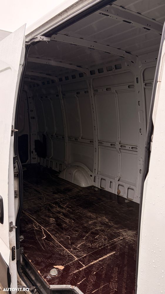 Iveco Daily 35S14 - 8