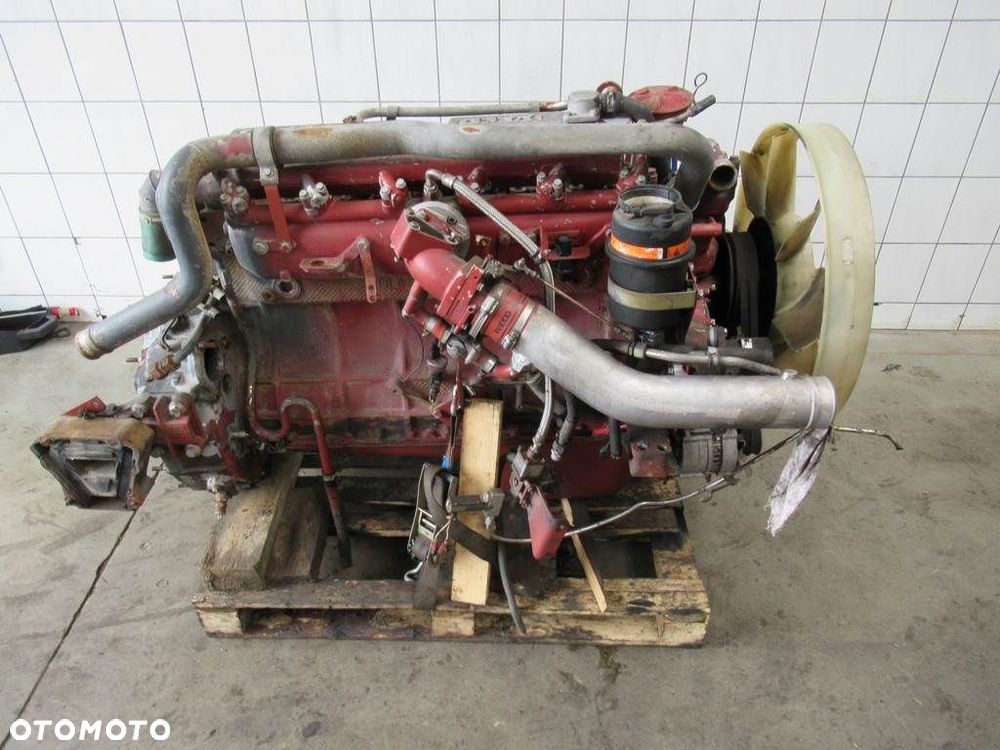 SILNIK  IVECO EUROTECH MP 1992 - 2022 240 E 26 - 1