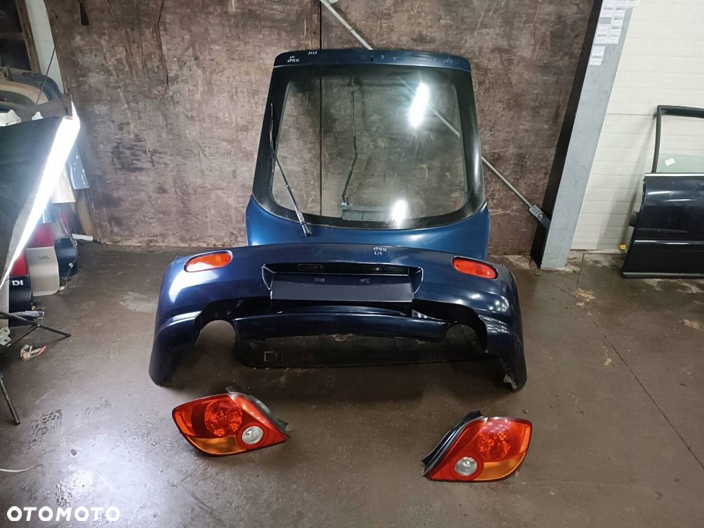 KOMPLETNY TYŁ HYUNDAI COUPE TIBURON II KLAPA BAGAŻNIKA ZDERAK LAMPY - 1