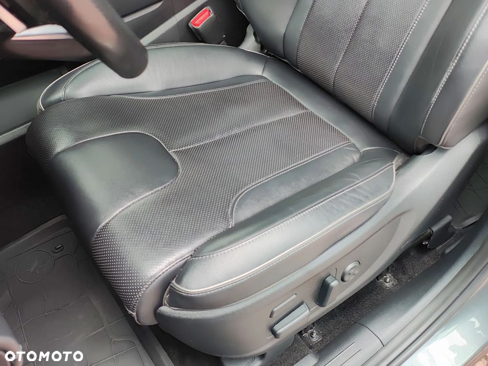 Hyundai Santa Fe 1.6 T-GDI HEV Platinum 4WD - 18