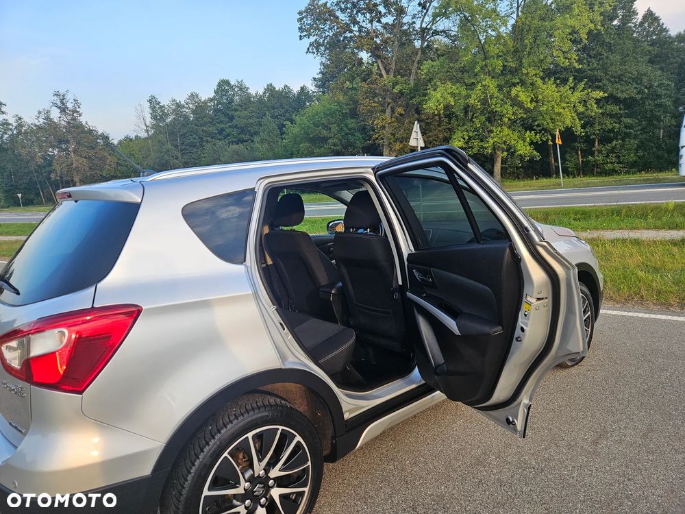 Suzuki SX4 S-Cross 1.6 DDiS Premium Plus 4WD - 39