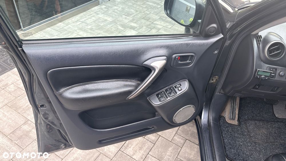 Toyota RAV4 2.0 VVT-i Prestige - 9