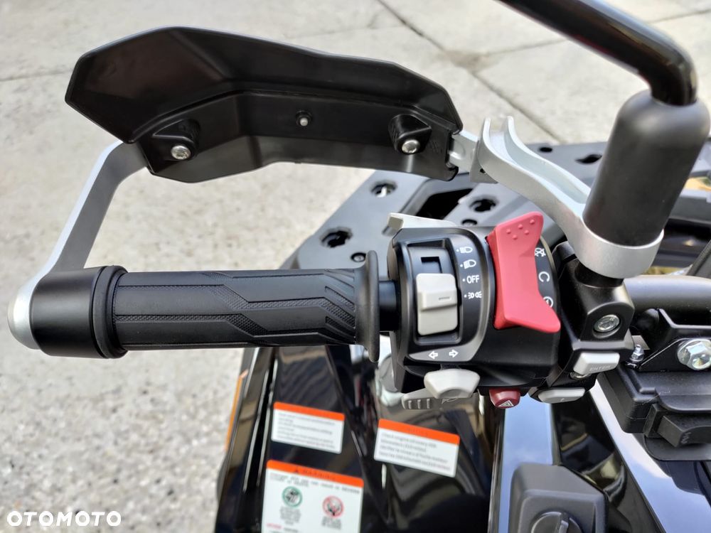 QJMOTOR SFA 1000 - 17