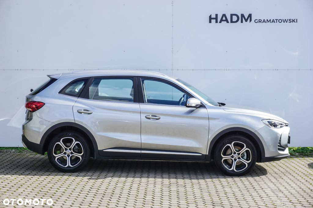 MG ZS 1.5 HEV+ Excite - 8
