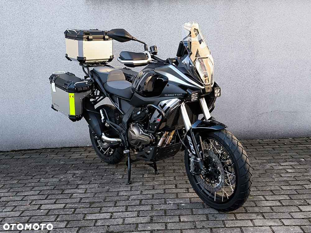 QJMOTOR SRT 600SX - 11