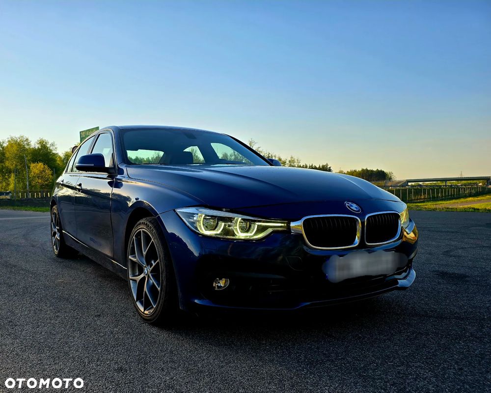 BMW Seria 3 318d Sport Line Shadow - 7