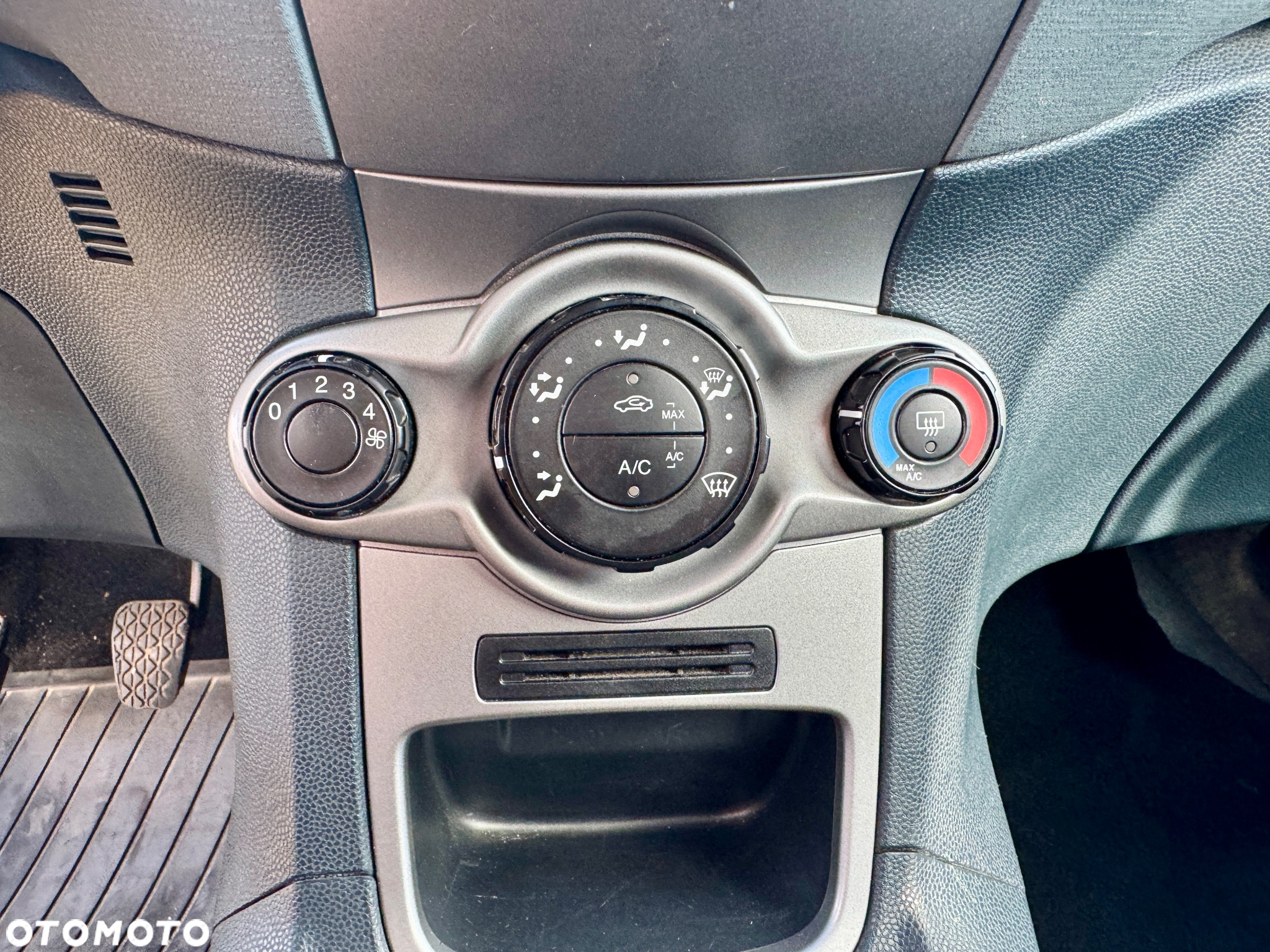 Ford Fiesta 1.25 Ambiente - 11