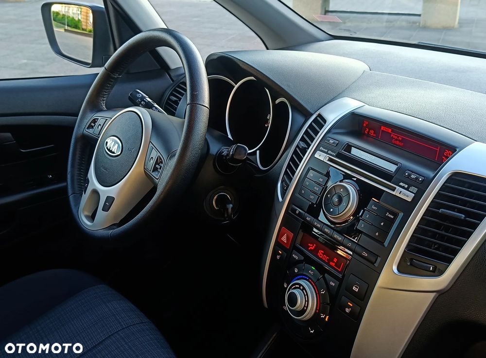 Kia Venga 1.4 CVVT Dream-Team Edition - 26