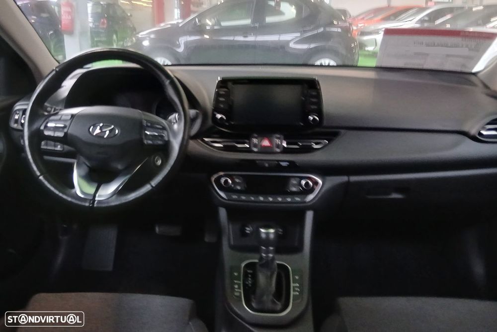Hyundai i30 1.0 T-GDI Style Plus DCT - 6