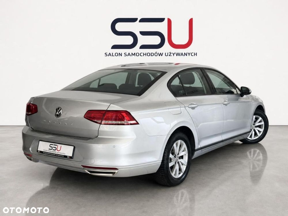 Volkswagen Passat 1.6 TDI BMT Comfortline - 5
