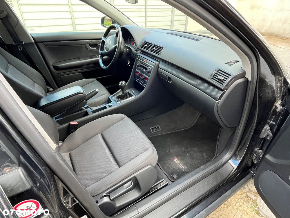 Audi A4 Avant - 5