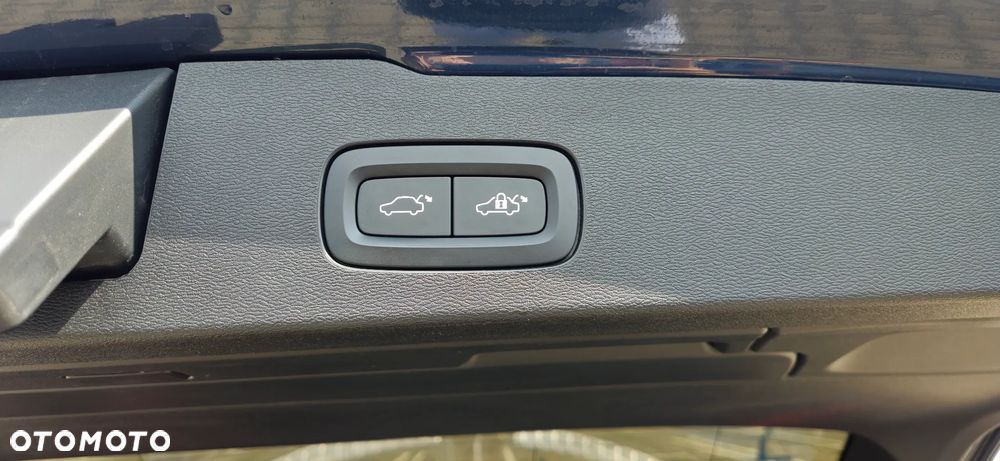 Volvo V60 B4 D Plus Dark - 26