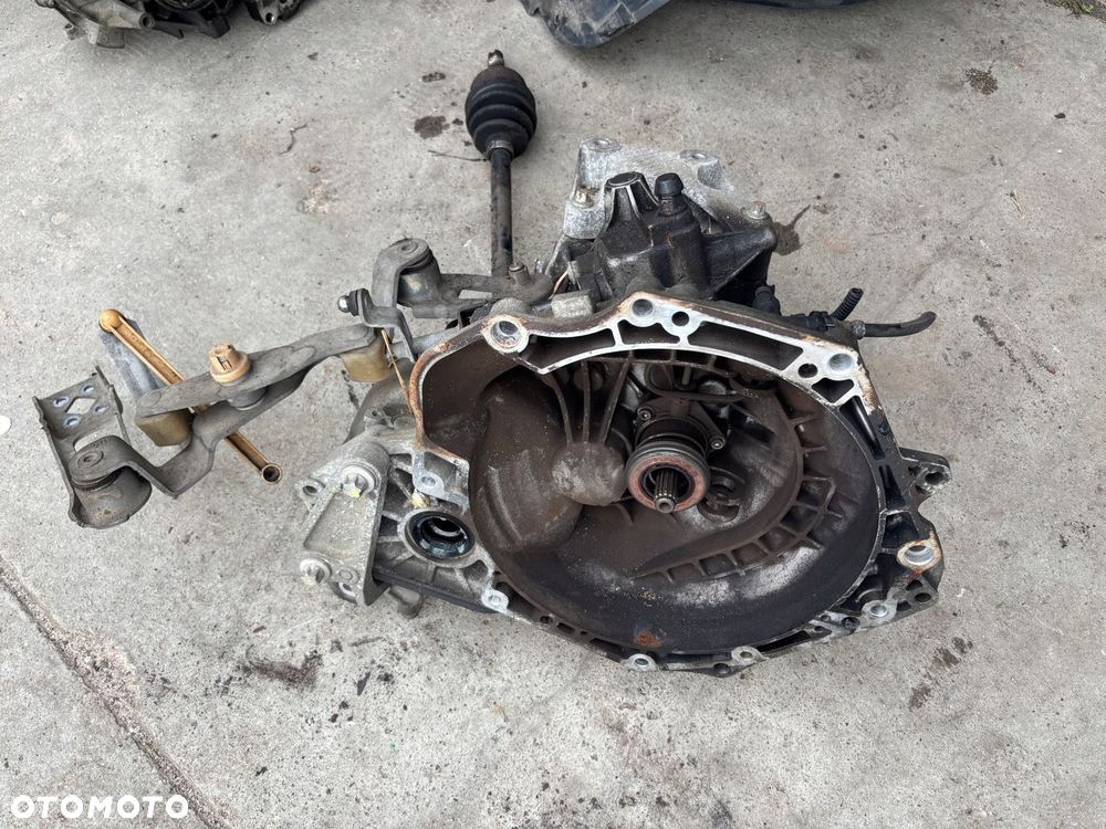 OPEL CORSA D SKRZYNIA BIEGÓW 1.2 1.4 MANUAL - 1