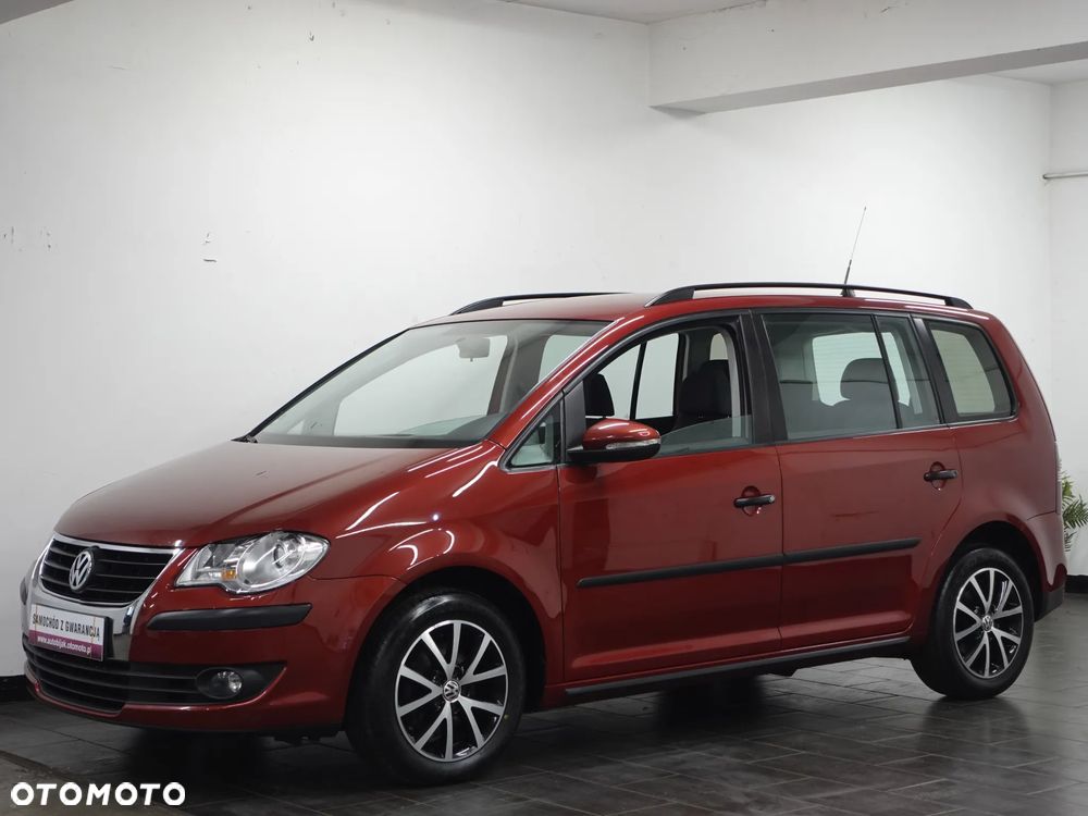 Volkswagen Touran - 4
