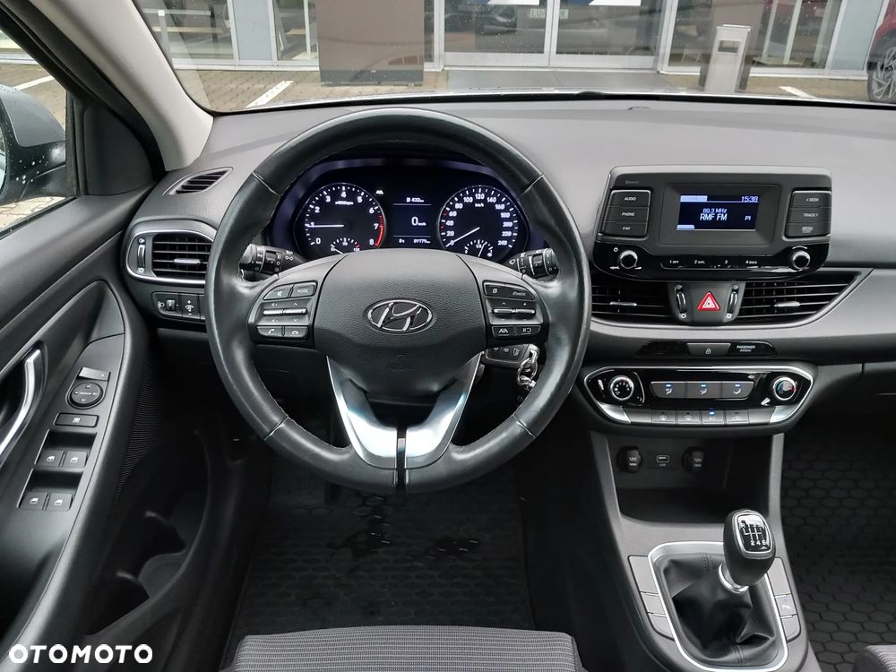 Hyundai i30 1.5 DPI Modern - 9