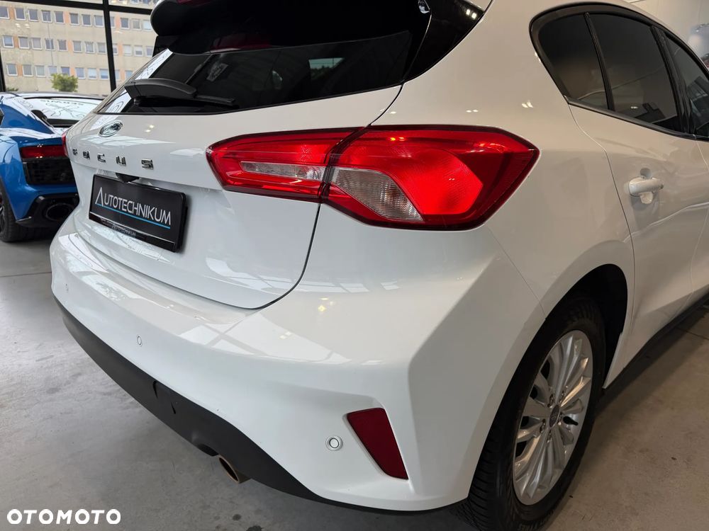 Ford Focus 1.0 EcoBoost Active - 22