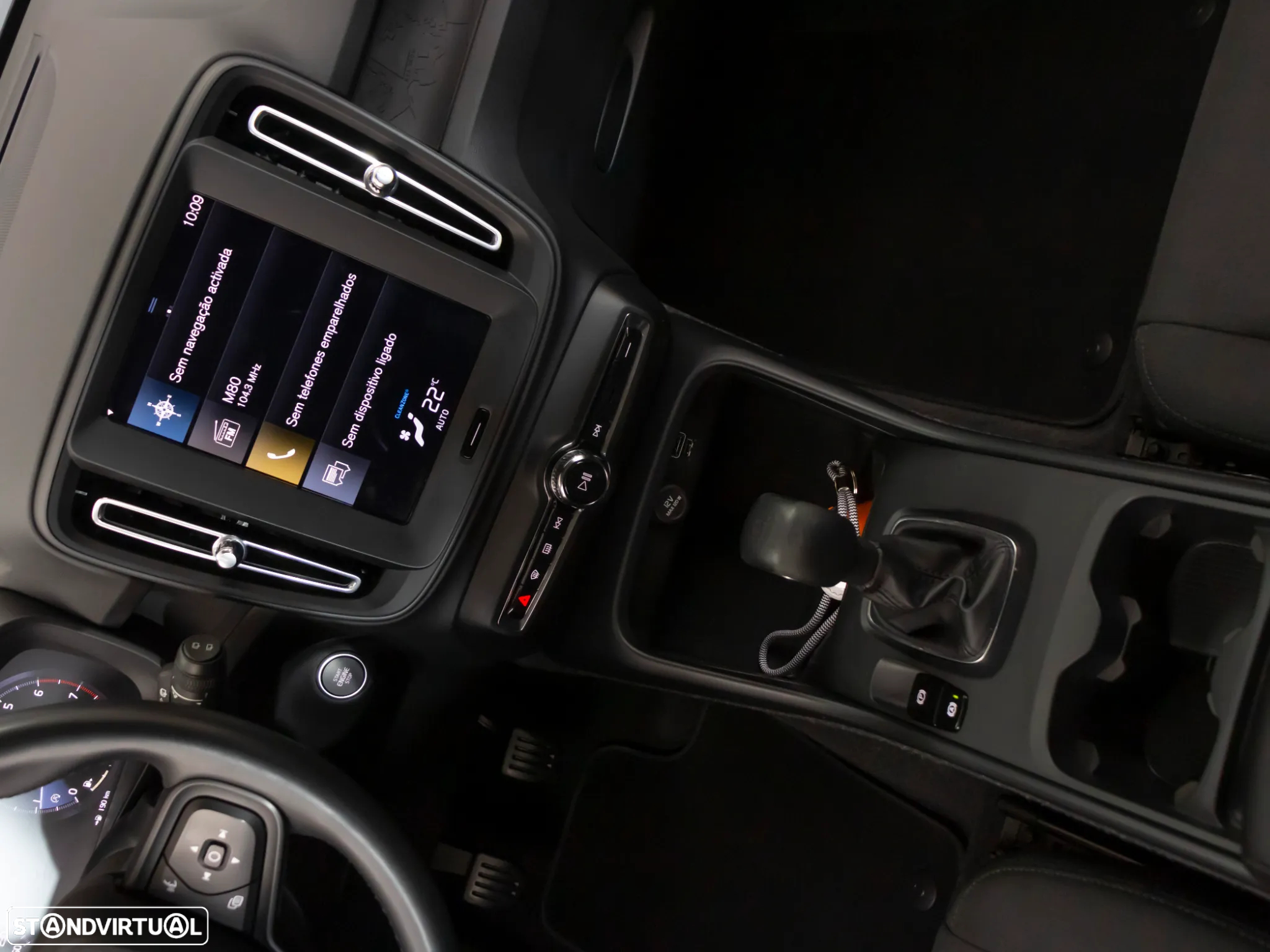 Volvo XC 40 1.5 T2 Momentum Core - 28
