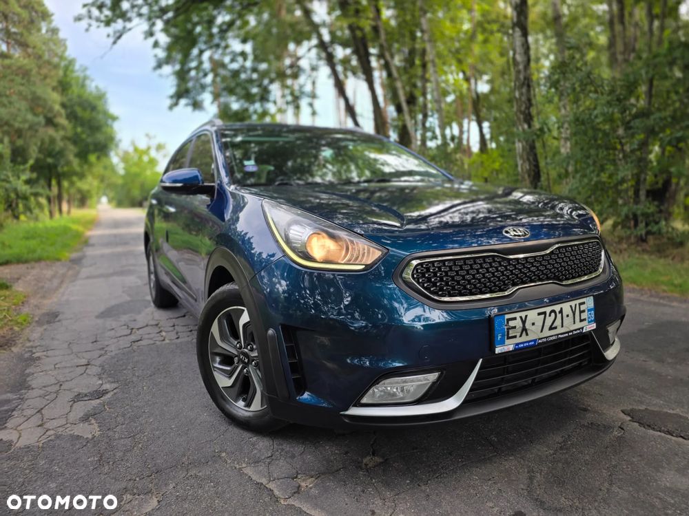 Kia Niro 1.6 GDI Hybrid L Business Line - 17