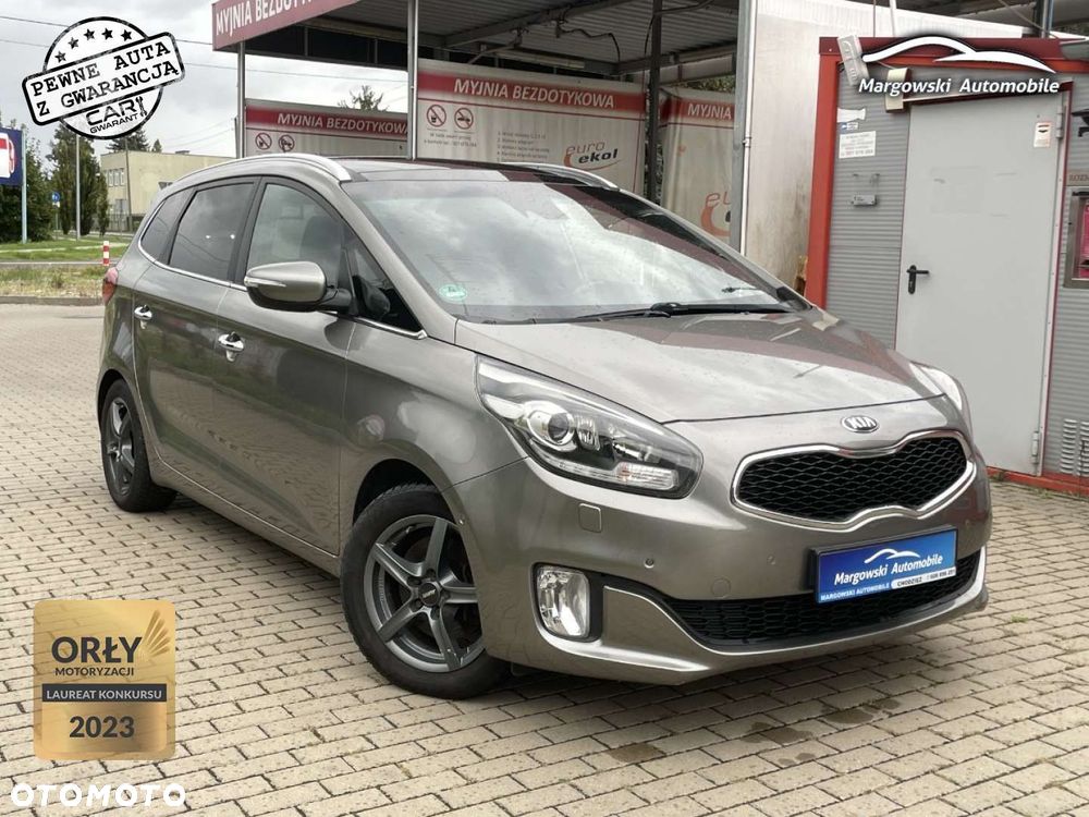 Kia Carens - 1