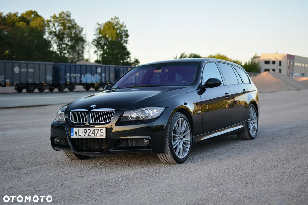 BMW Seria 3 330xi - 11