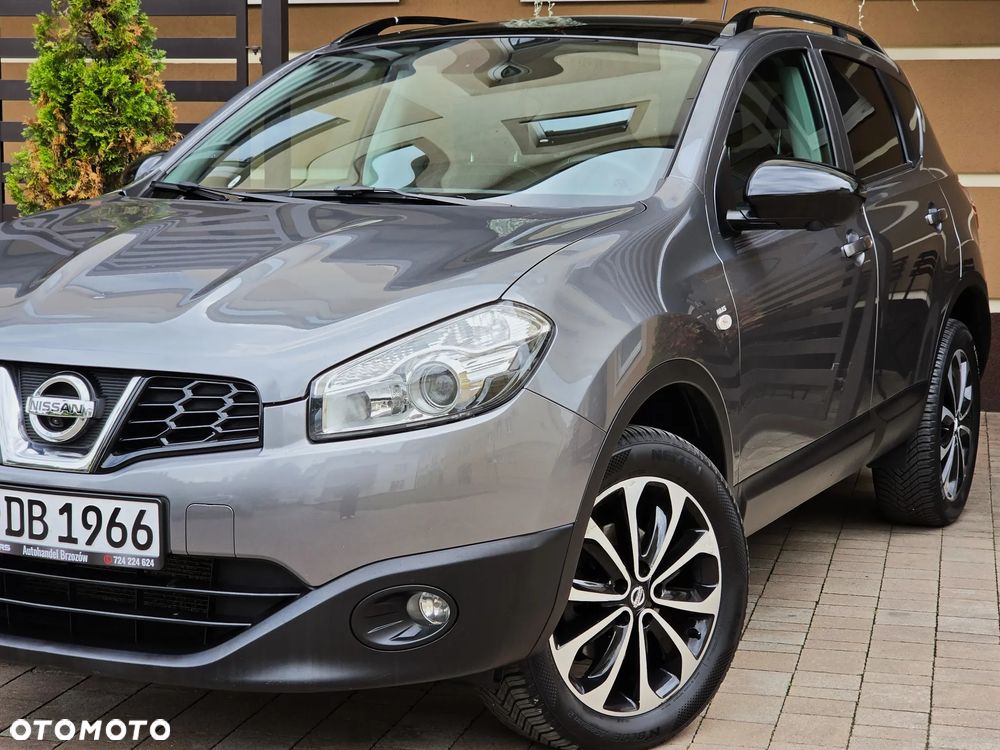 Nissan Qashqai 2.0 4x4 Tekna Premium - 10