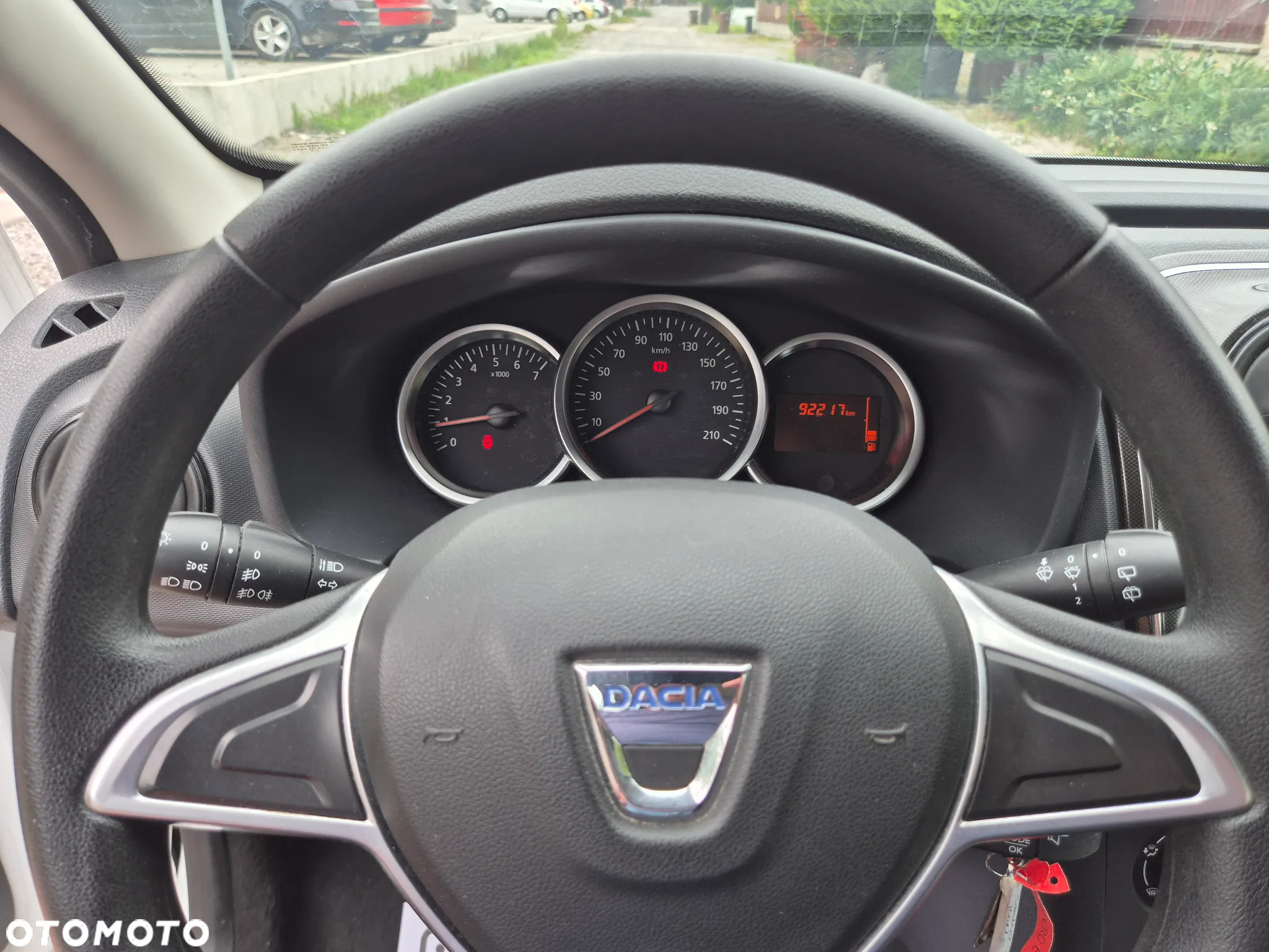 Dacia Sandero SCe 75 Acces - 8