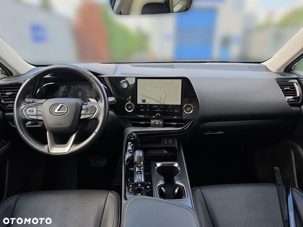 Lexus NX 350h Business AWD - 10