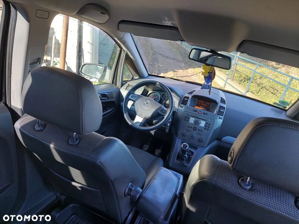 Opel Zafira 1.8 Elegance - 14