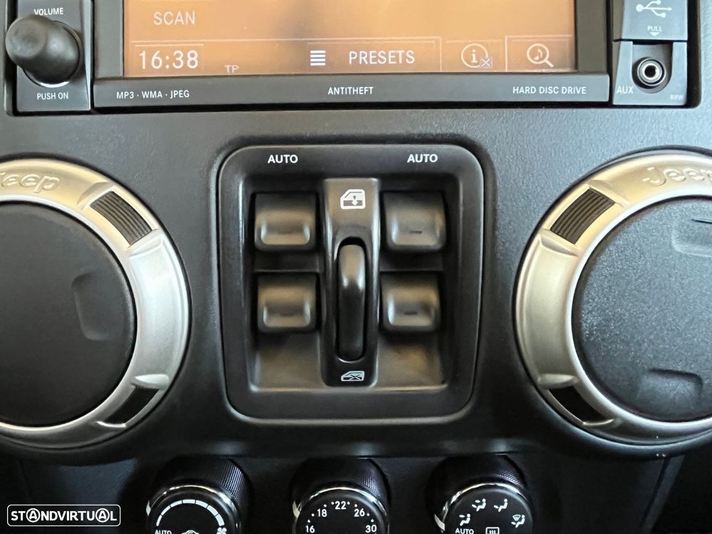 Jeep Wrangler Unlimited 2.8 CRD ATX Rubicon - 29