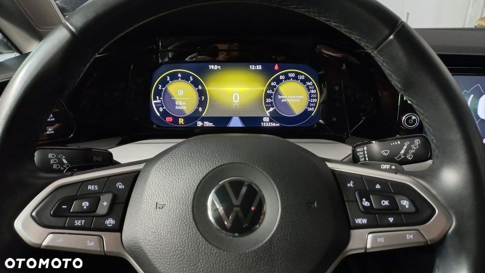 Volkswagen Golf - 23