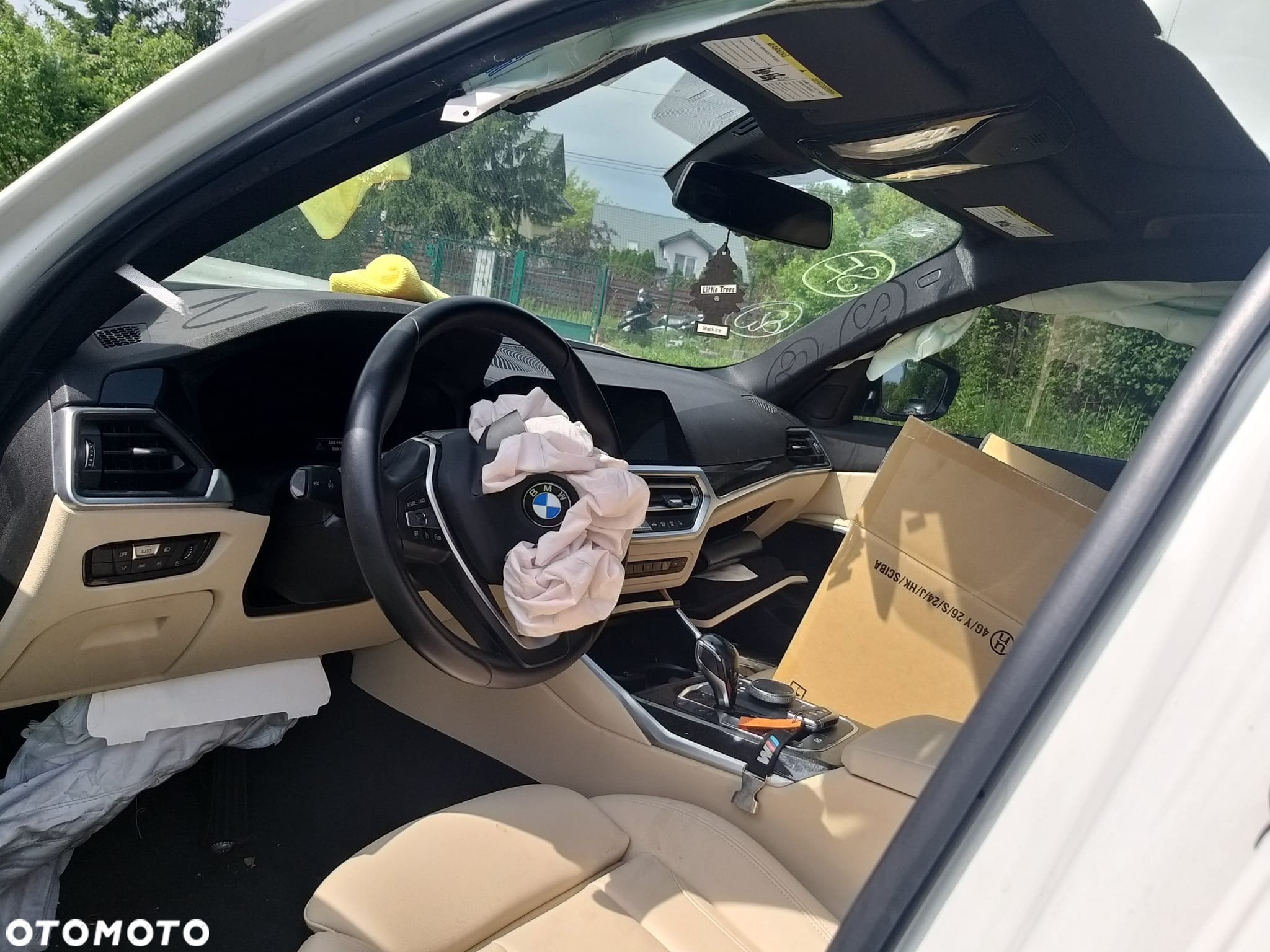 BMW Seria 3 330i xDrive - 16