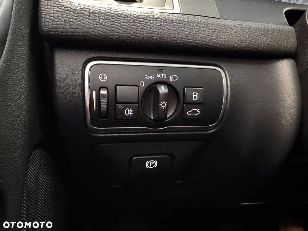 Volvo XC 60 T5 AWD Geartronic Linje Inscription - 18