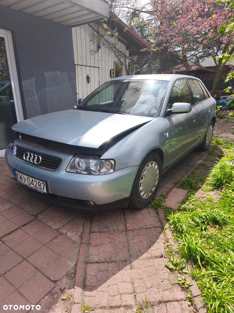 Audi A3 Sportback 1.9 TDI Attraction - 4