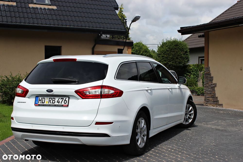 Ford Mondeo 2.0 TDCi STart-Stopp PowerShift-Aut Titanium - 4