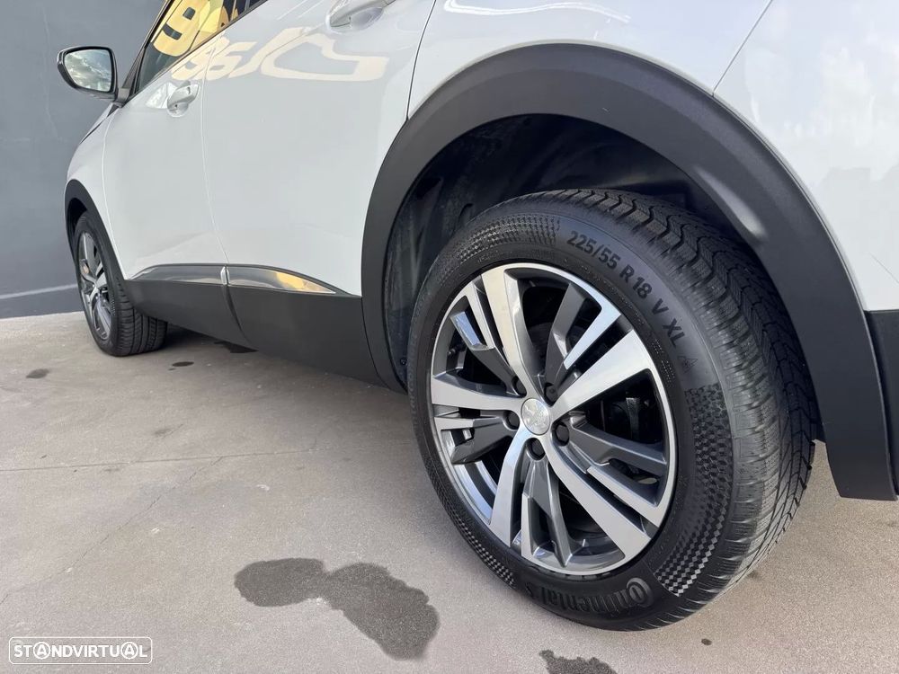 Peugeot 3008 1.2 PureTech Allure Pack - 22