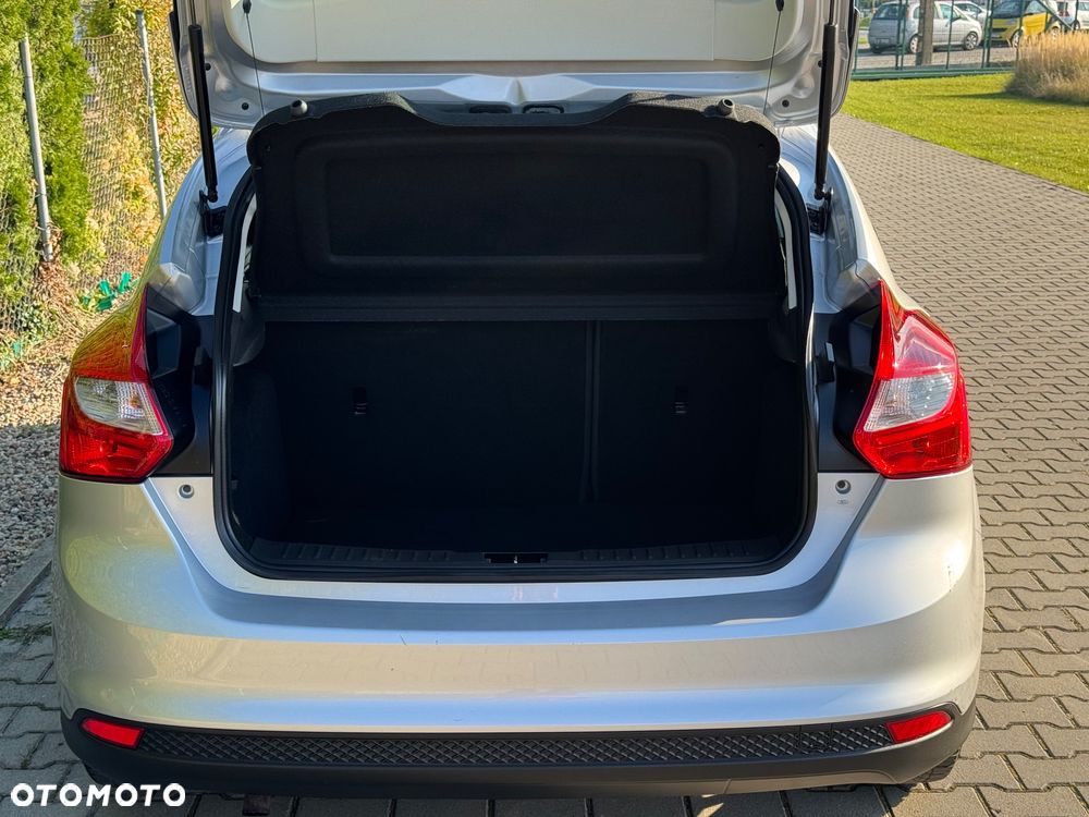 Ford Focus 1.6 Trend - 6