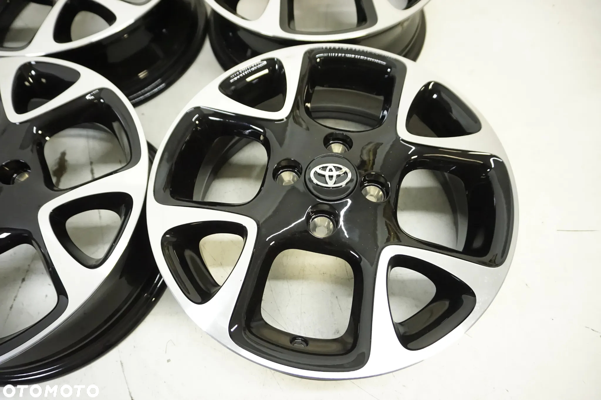 FELGI ALUMINIOWE 15 TOYOTA YARIS II-III COROLLA IQ  ET39 - 6