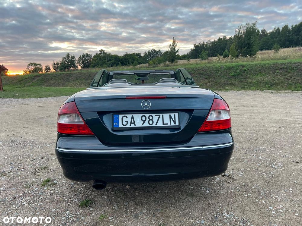 Mercedes-Benz CLK - 23