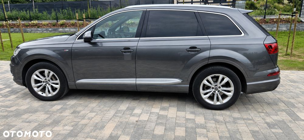 Audi Q7 - 3