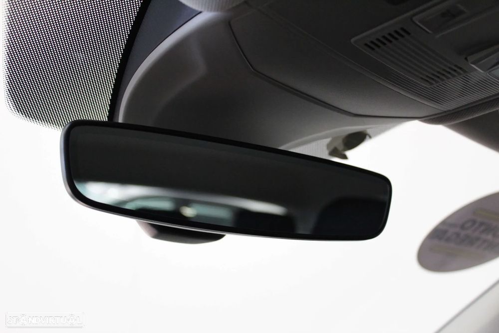 VW T-Cross 1.0 TSI Life - 21